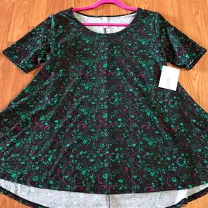 NWT LuLaRoe Perfect Tee Size Small